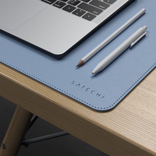 Коврик Satechi Dual Side ECO-Leather Deskmate, синий/зеленый